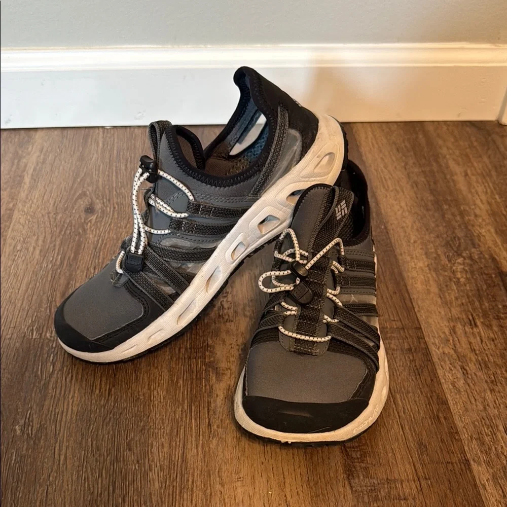 Columbia Water Shoes - Picture 1 of 3